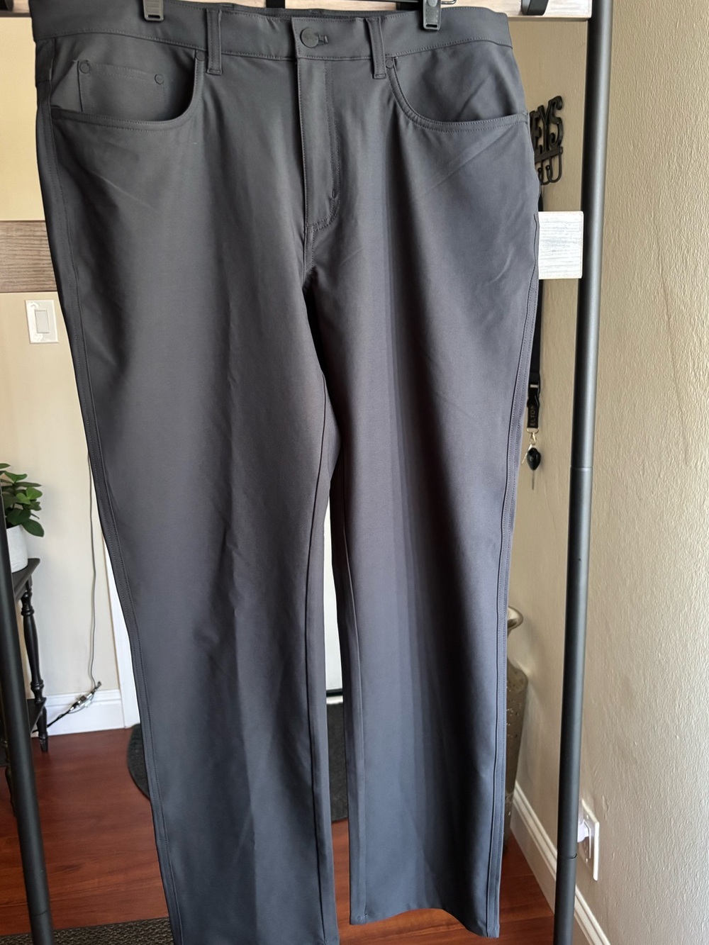 Greg Norman Collection Charcoal Straight-Leg Cargo Pants